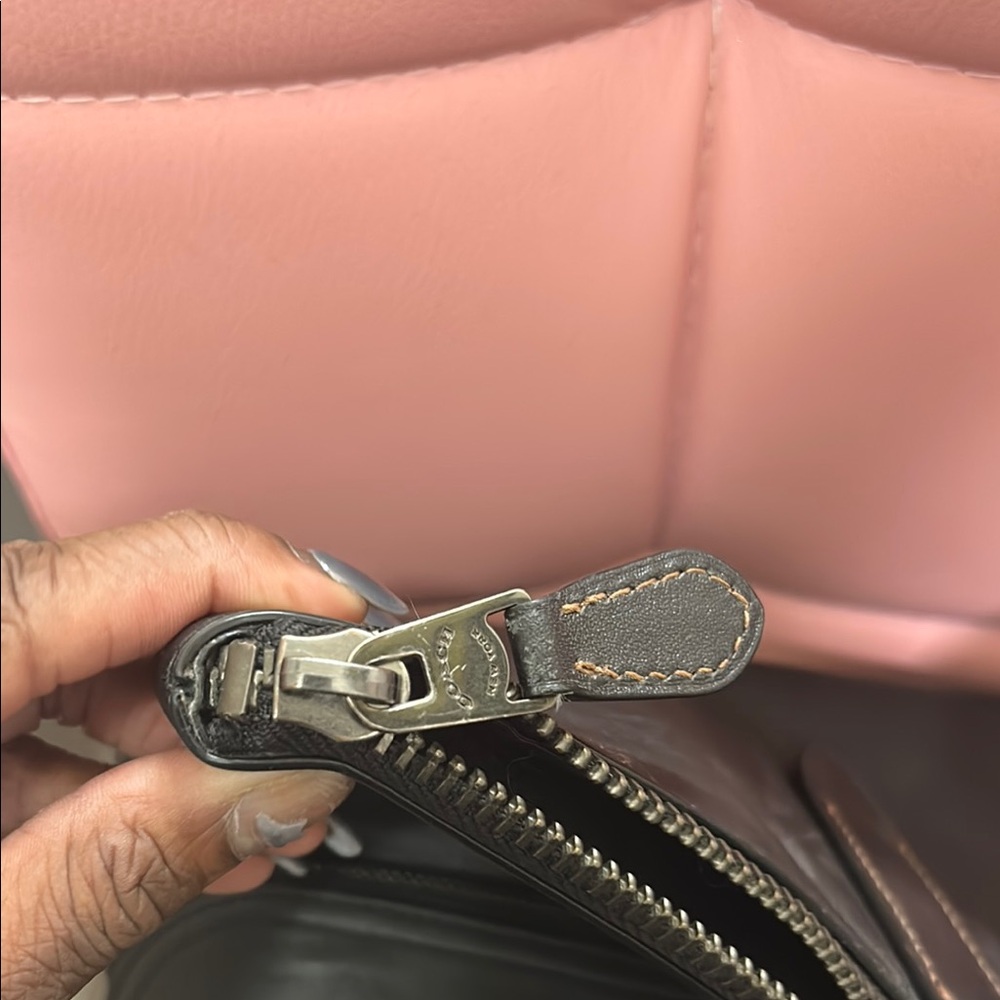 Coach Graham Foldover Crossbody Messenger Smooth Leather Black Bag. - Picture 9 of 16